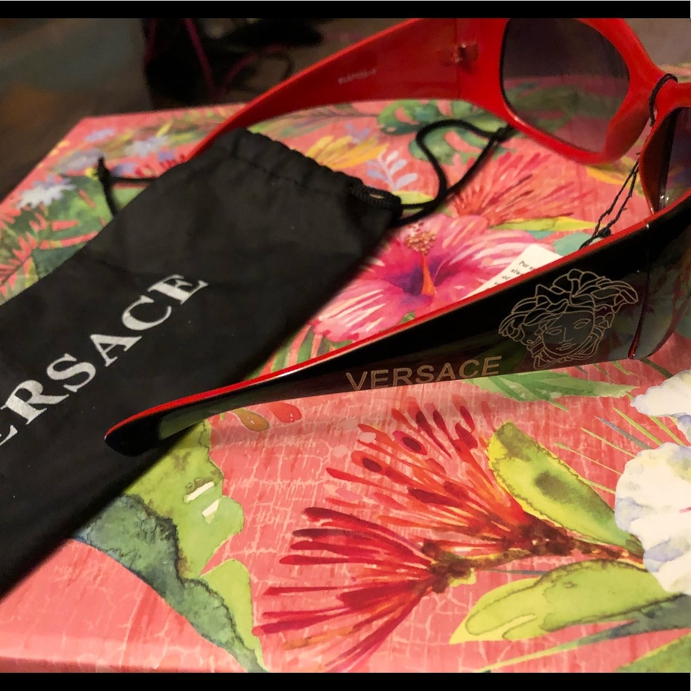 NEW RARE Vintage Versace Sunglasses Red Black WOW! - Picture 5 of 9